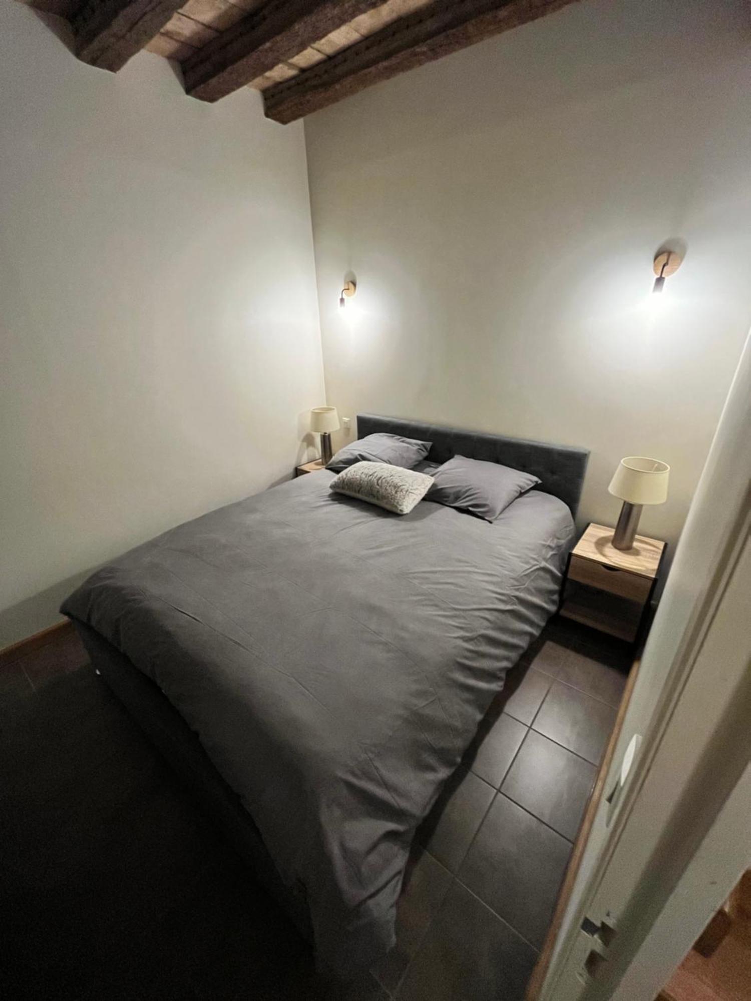 Appartement 2 Chambres - Saint Pierre Troyes Exteriör bild